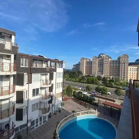 Vista Del Mar 2 A11 One Bedroom * サニービーチ